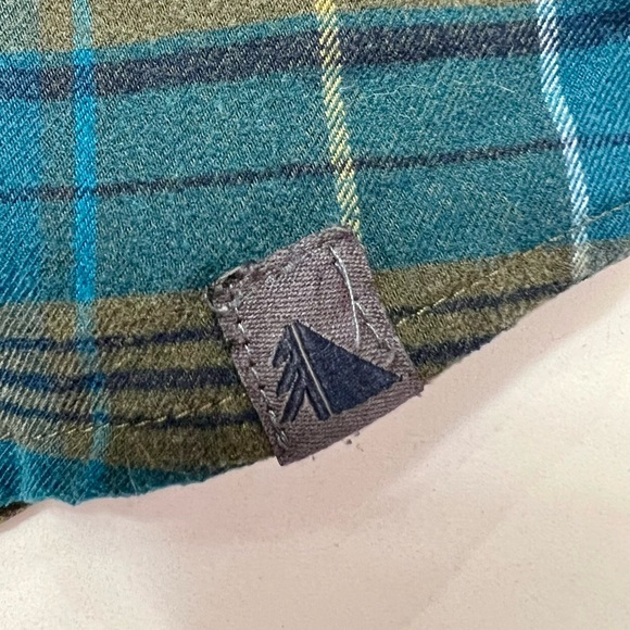 LLBean Whisper Lodge Flannel Shirt - small - Picture 4 of 6